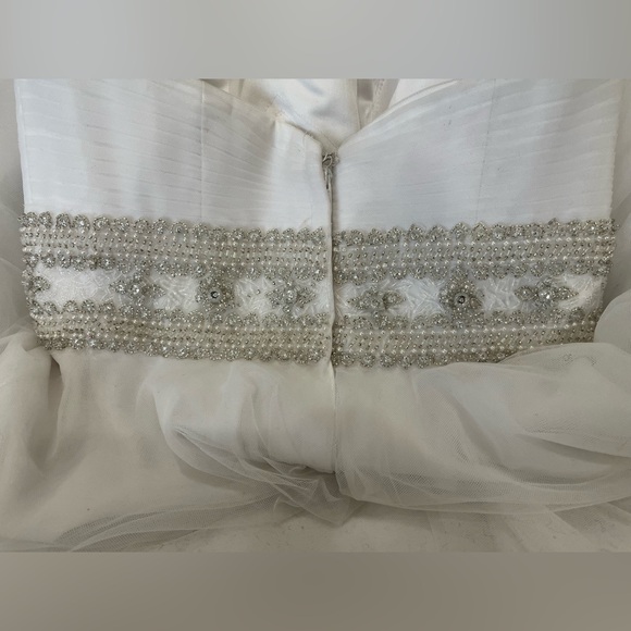 Oleg Cassini Strapless Wedding Dress with Beading A-line - Picture 7 of 14